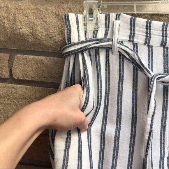 American Eagle Straight Leg Belted Elastic Waist Pants White Blue Stripe large - Picture 4 of 8